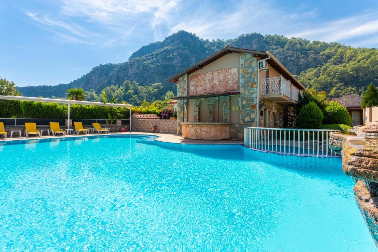 Ferienhaus Emel Paradise *